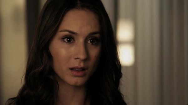Pretty_Little_Liars_S02x17_720p_Bluray_Dual_PauloADM_1457.jpg