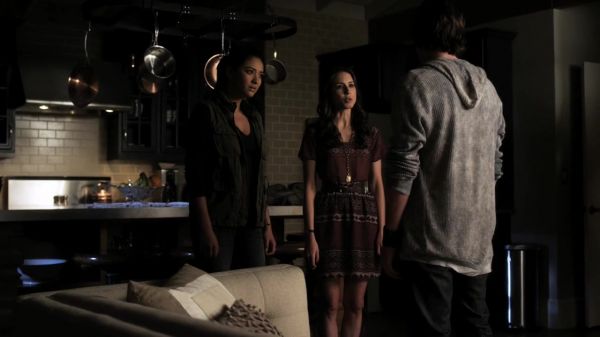 Pretty_Little_Liars_S02x17_720p_Bluray_Dual_PauloADM_2261.jpg