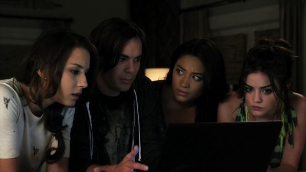 Pretty_Little_Liars_S02x18_720p_Bluray_Dual_PauloADM_0091.jpg