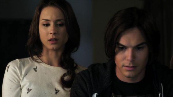 Pretty_Little_Liars_S02x18_720p_Bluray_Dual_PauloADM_0110.jpg