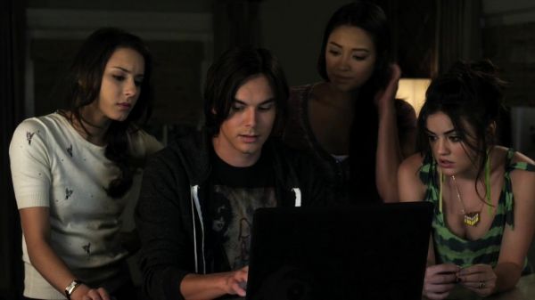 Pretty_Little_Liars_S02x18_720p_Bluray_Dual_PauloADM_0131.jpg
