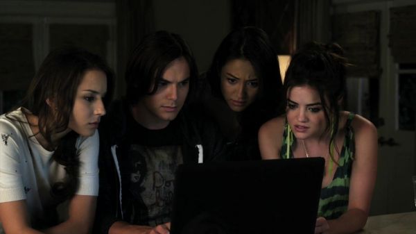 Pretty_Little_Liars_S02x18_720p_Bluray_Dual_PauloADM_0204.jpg