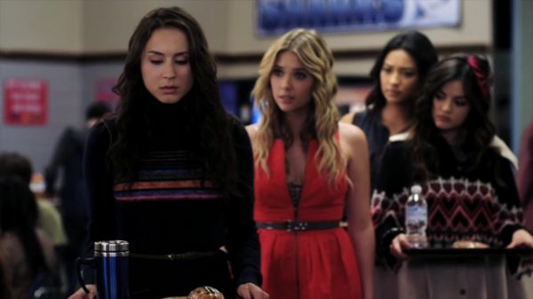 Pretty_Little_Liars_S02x18_720p_Bluray_Dual_PauloADM_0622.jpg