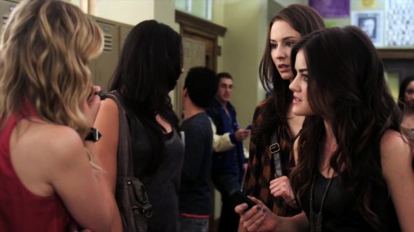 Pretty_Little_Liars_S02x18_720p_Bluray_Dual_PauloADM_2580.jpg