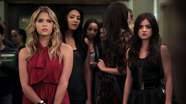Pretty_Little_Liars_S02x18_720p_Bluray_Dual_PauloADM_2591.jpg