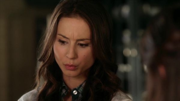 Pretty_Little_Liars_S02x19_720p_Bluray_Dual_PauloADM_0099.jpg