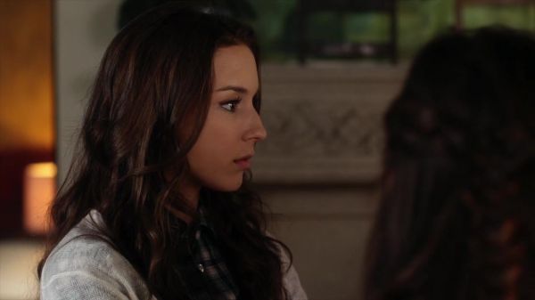 Pretty_Little_Liars_S02x19_720p_Bluray_Dual_PauloADM_0173.jpg