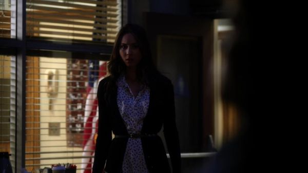 Pretty_Little_Liars_S02x19_720p_Bluray_Dual_PauloADM_2120.jpg