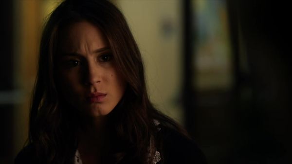 Pretty_Little_Liars_S02x19_720p_Bluray_Dual_PauloADM_2185.jpg