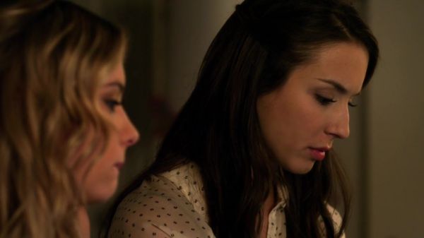Pretty_Little_Liars_S02x20_720p_Bluray_Dual_PauloADM_2104.jpg