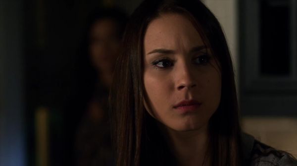 Pretty_Little_Liars_S02x21_720p_Bluray_Dual_PauloADM_2370.jpg