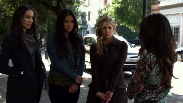 Pretty_Little_Liars_S02x22_720p_Bluray_Dual_PauloADM_2460.jpg