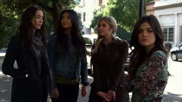 Pretty_Little_Liars_S02x22_720p_Bluray_Dual_PauloADM_2470.jpg