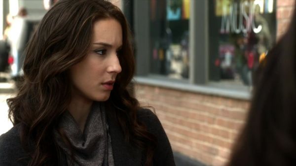 Pretty_Little_Liars_S02x23_720p_Bluray_Dual_PauloADM_0063.jpg