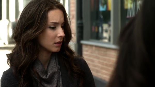 Pretty_Little_Liars_S02x23_720p_Bluray_Dual_PauloADM_0071.jpg