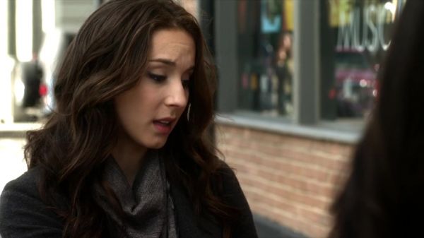 Pretty_Little_Liars_S02x23_720p_Bluray_Dual_PauloADM_0085.jpg