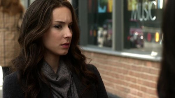 Pretty_Little_Liars_S02x23_720p_Bluray_Dual_PauloADM_0105.jpg