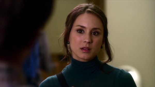Pretty_Little_Liars_S02x23_720p_Bluray_Dual_PauloADM_0327.jpg
