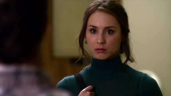 Pretty_Little_Liars_S02x23_720p_Bluray_Dual_PauloADM_0333.jpg