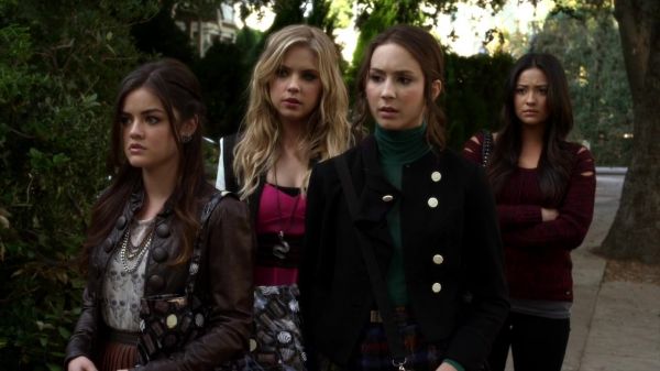 Pretty_Little_Liars_S02x23_720p_Bluray_Dual_PauloADM_0606.jpg