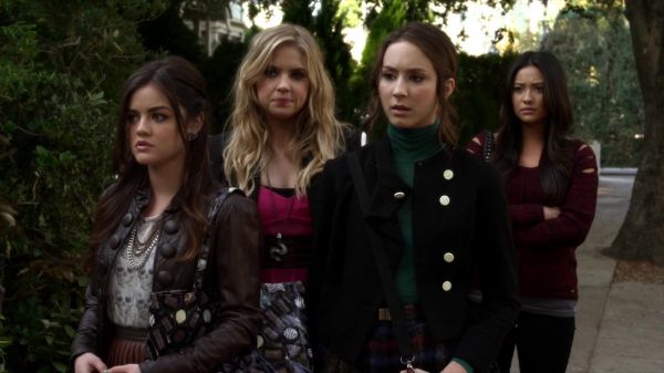 Pretty_Little_Liars_S02x23_720p_Bluray_Dual_PauloADM_0607.jpg