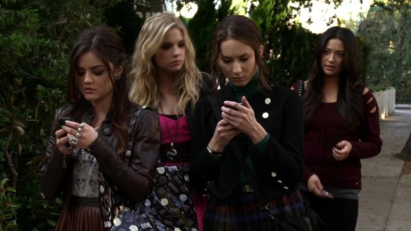 Pretty_Little_Liars_S02x23_720p_Bluray_Dual_PauloADM_0615.jpg