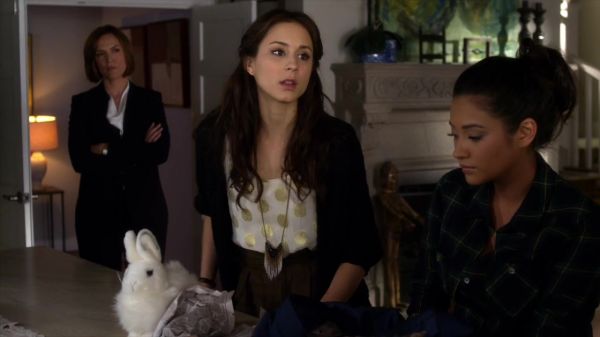 Pretty_Little_Liars_S02x23_720p_Bluray_Dual_PauloADM_1190.jpg