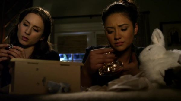Pretty_Little_Liars_S02x23_720p_Bluray_Dual_PauloADM_1287.jpg