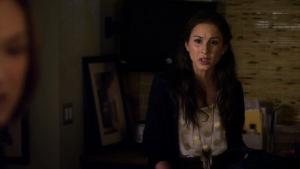 Pretty_Little_Liars_S02x23_720p_Bluray_Dual_PauloADM_1774.jpg