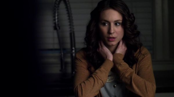 Pretty_Little_Liars_S02x24_720p_Bluray_Dual_PauloADM_1180.jpg