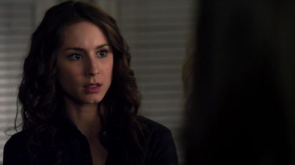 Pretty_Little_Liars_S02x24_720p_Bluray_Dual_PauloADM_1920.jpg