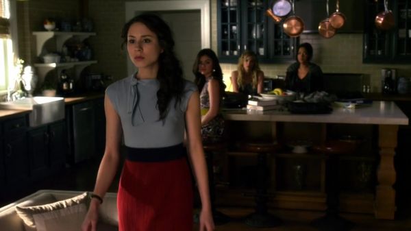Pretty_Little_Liars_S02x25_720p_Bluray_Dual_PauloADM_0203.jpg