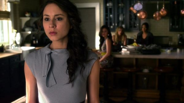 Pretty_Little_Liars_S02x25_720p_Bluray_Dual_PauloADM_0205.jpg