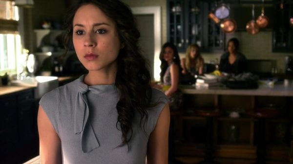 Pretty_Little_Liars_S02x25_720p_Bluray_Dual_PauloADM_0206.jpg