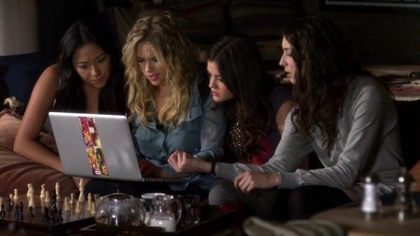 Pretty_Little_Liars_S02x25_720p_Bluray_Dual_PauloADM_0451.jpg