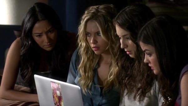 Pretty_Little_Liars_S02x25_720p_Bluray_Dual_PauloADM_0481.jpg