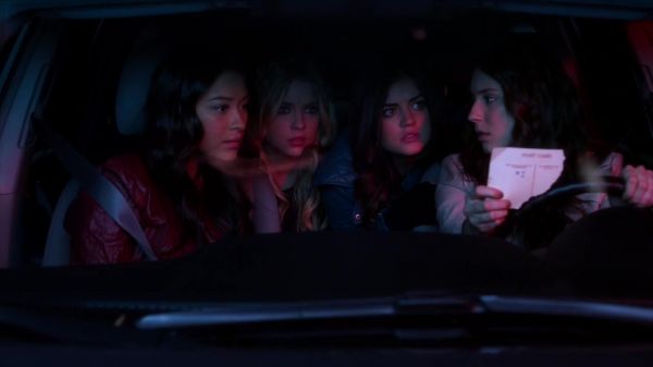Pretty_Little_Liars_S02x25_720p_Bluray_Dual_PauloADM_0550.jpg