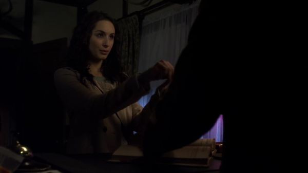 Pretty_Little_Liars_S02x25_720p_Bluray_Dual_PauloADM_0584.jpg
