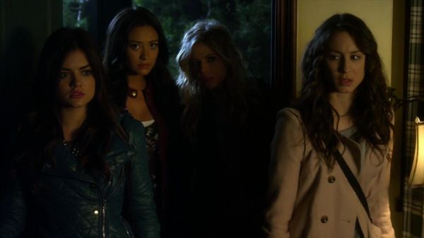 Pretty_Little_Liars_S02x25_720p_Bluray_Dual_PauloADM_0665.jpg