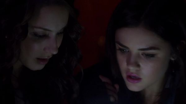 Pretty_Little_Liars_S02x25_720p_Bluray_Dual_PauloADM_0821.jpg