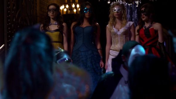 Pretty_Little_Liars_S02x25_720p_Bluray_Dual_PauloADM_1141.jpg