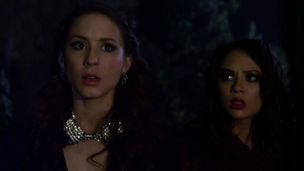 Pretty_Little_Liars_S02x25_720p_Bluray_Dual_PauloADM_1608.jpg