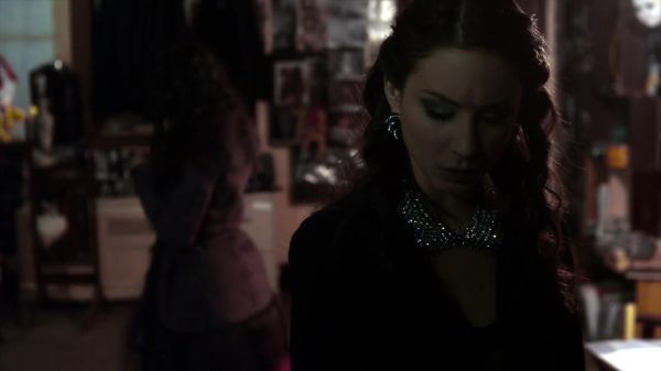Pretty_Little_Liars_S02x25_720p_Bluray_Dual_PauloADM_1893.jpg