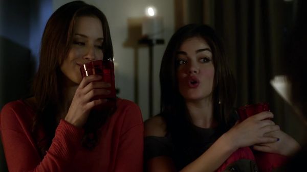 Pretty_Little_Liars_S03E01_BluRay_Rip_720p_Dual_Audio_WWW_TORRENTDOSFILMES_COM_0109.jpg
