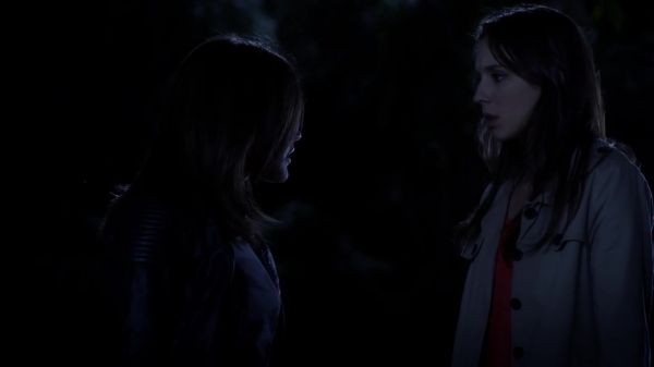 Pretty_Little_Liars_S03E01_BluRay_Rip_720p_Dual_Audio_WWW_TORRENTDOSFILMES_COM_0302.jpg
