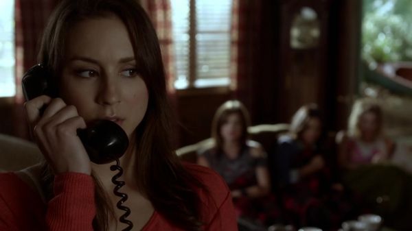 Pretty_Little_Liars_S03E01_BluRay_Rip_720p_Dual_Audio_WWW_TORRENTDOSFILMES_COM_0527.jpg