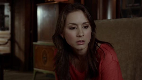 Pretty_Little_Liars_S03E01_BluRay_Rip_720p_Dual_Audio_WWW_TORRENTDOSFILMES_COM_0595.jpg