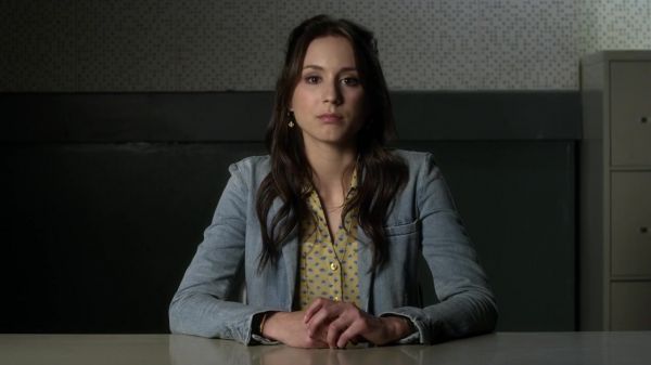 Pretty_Little_Liars_S03E01_BluRay_Rip_720p_Dual_Audio_WWW_TORRENTDOSFILMES_COM_2041.jpg