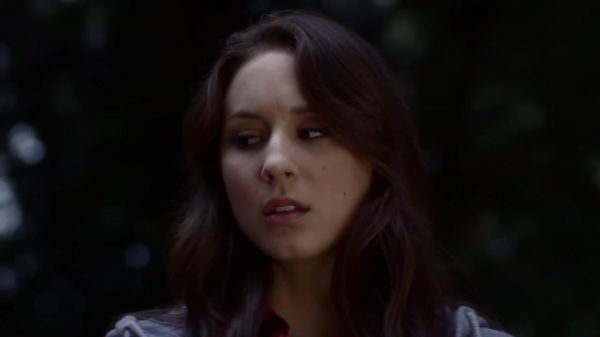 Pretty_Little_Liars_S03E01_BluRay_Rip_720p_Dual_Audio_WWW_TORRENTDOSFILMES_COM_2576.jpg