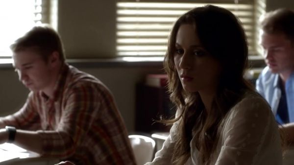 Pretty_Little_Liars_S03E02_BluRay_Rip_720p_Dual_Audio_WWW_TORRENTDOSFILMES_COM_0069.jpg